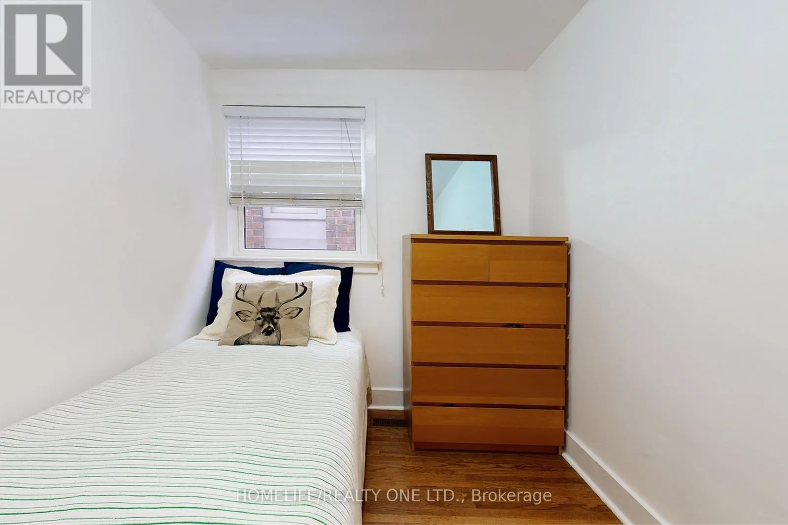19 MORLAND ROAD