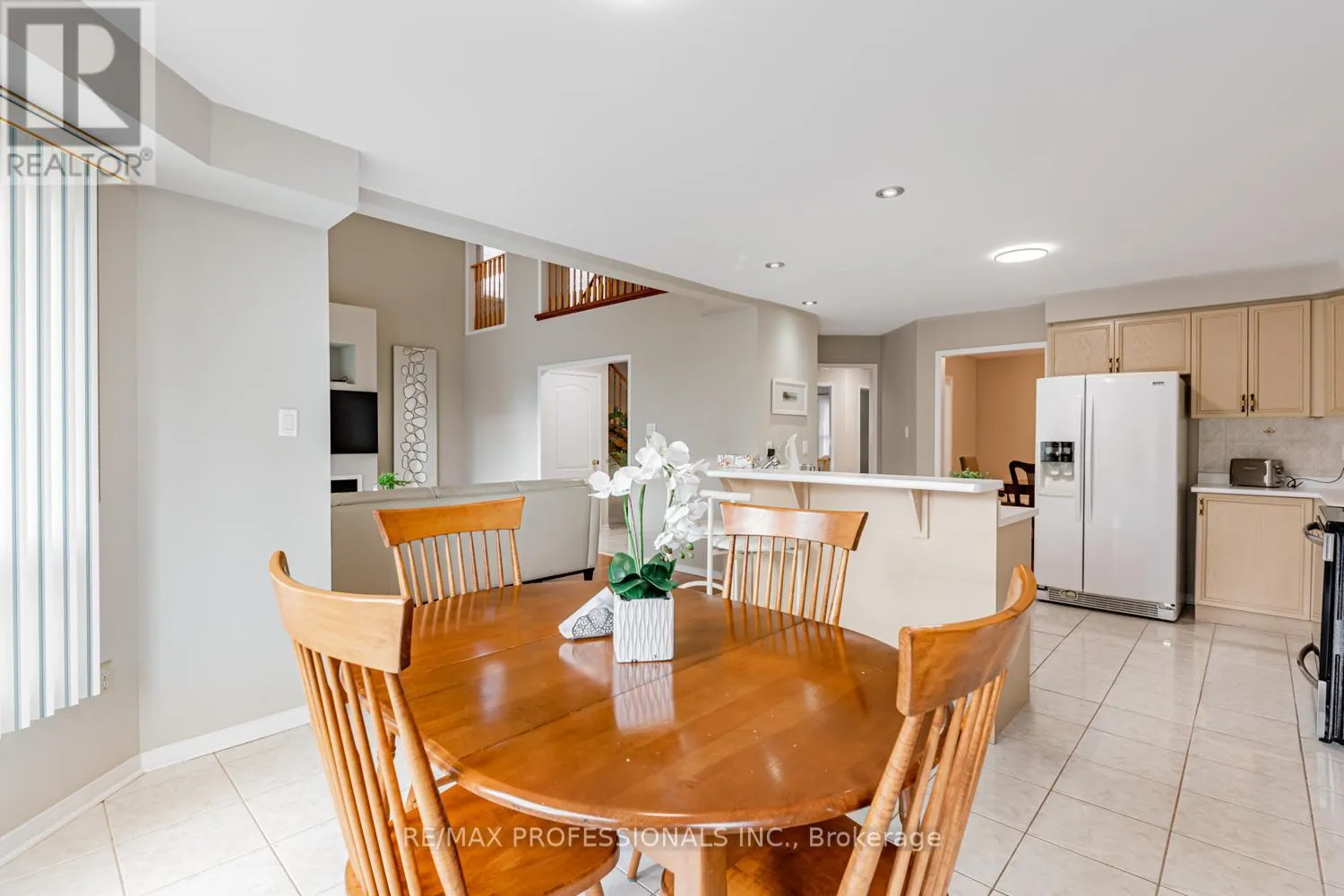 62 BANINGTON CRESCENT