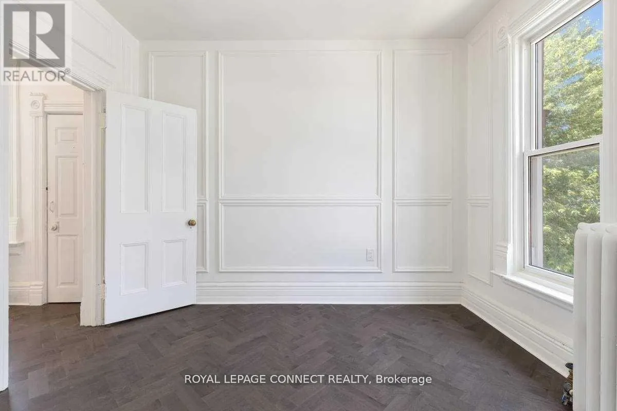 3 - 178 HIGH PARK AVENUE