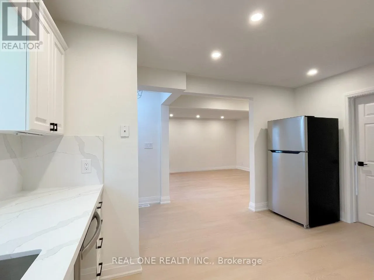 1 - 2116 MOUNTAINSIDE DRIVE