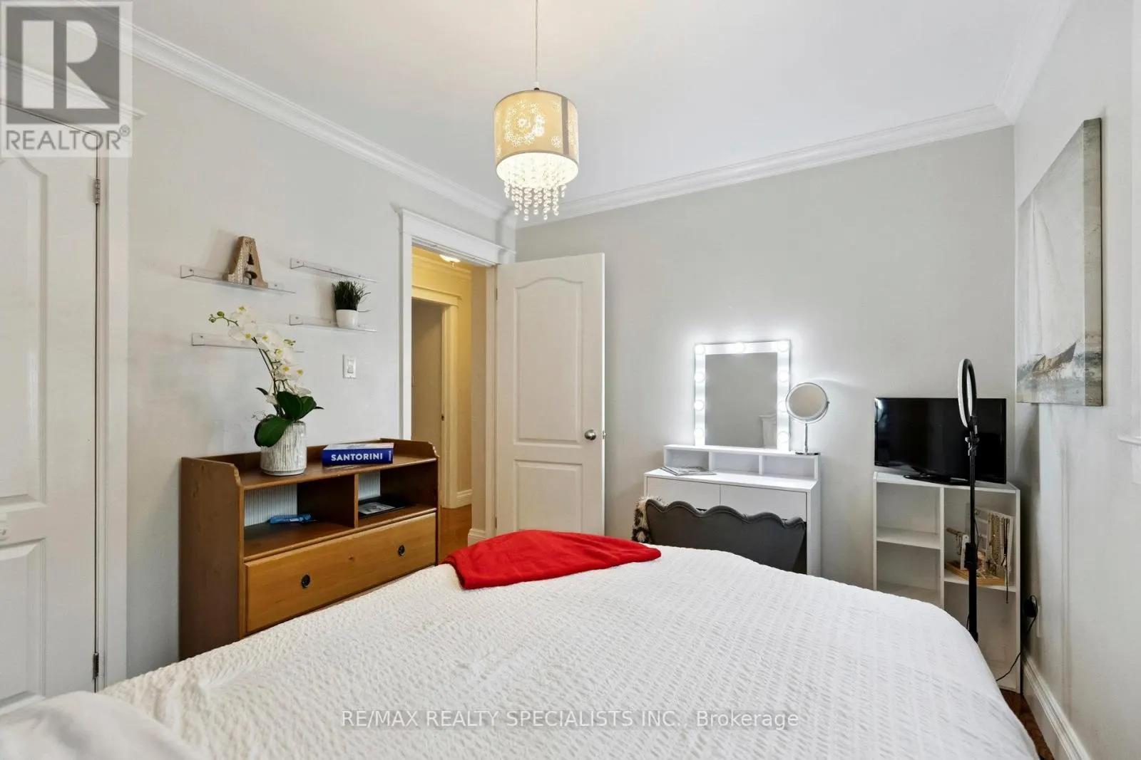 5 ROSEMARY ROAD