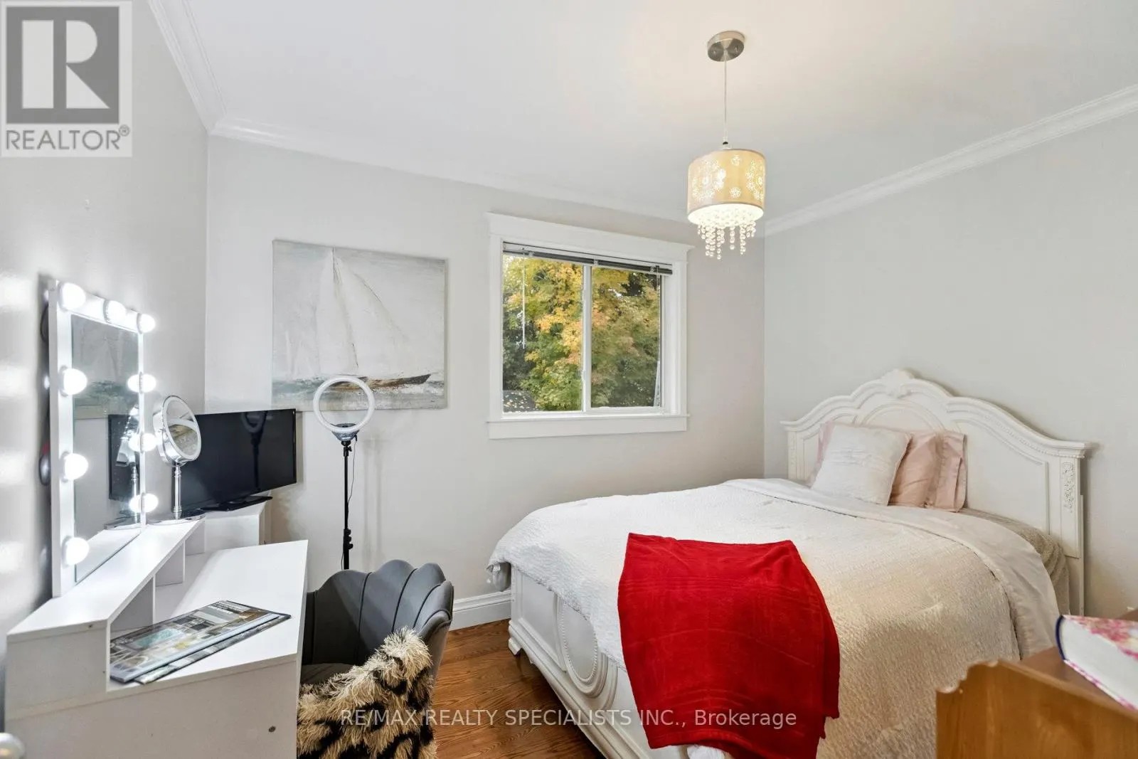 5 ROSEMARY ROAD