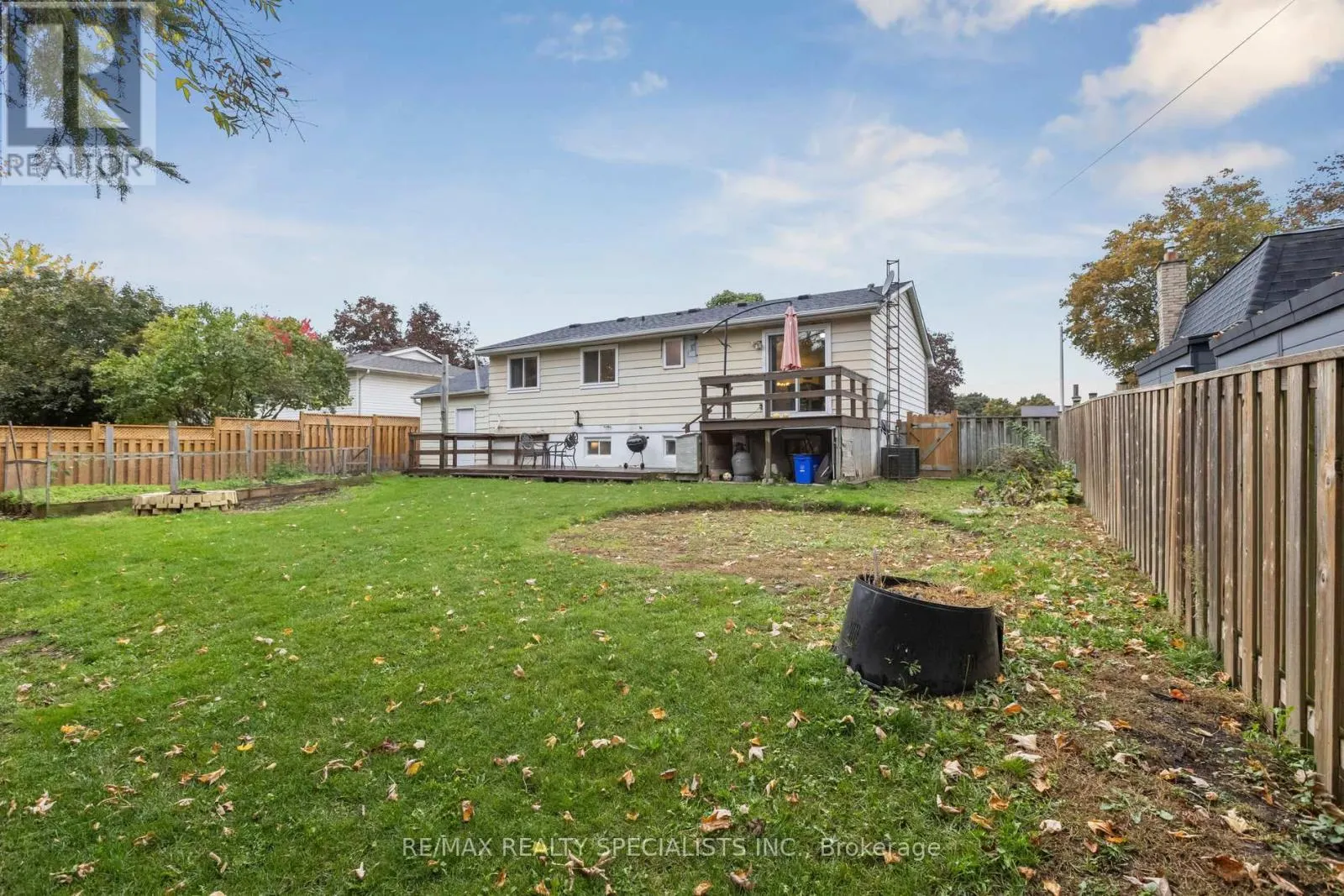 5 ROSEMARY ROAD