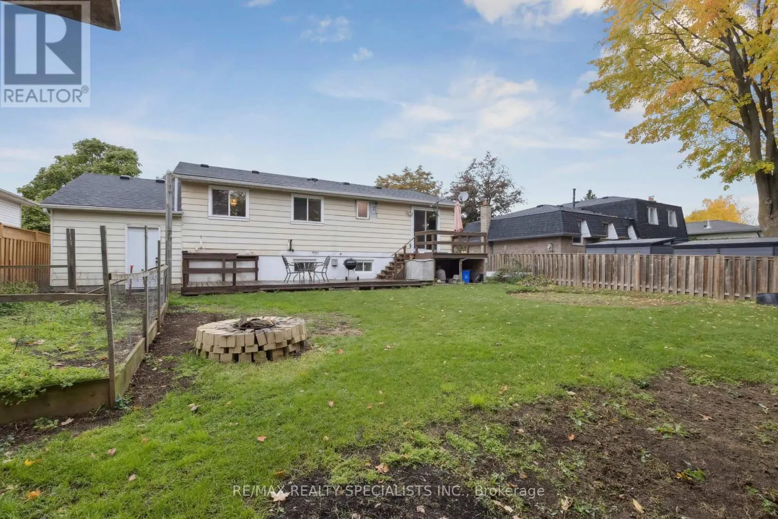 5 ROSEMARY ROAD