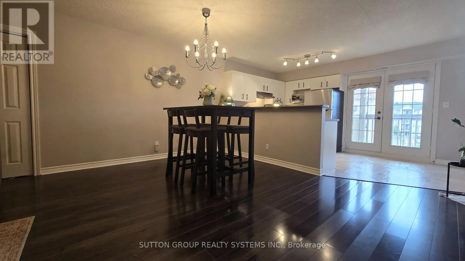 301 - 4005 KILMER DRIVE
