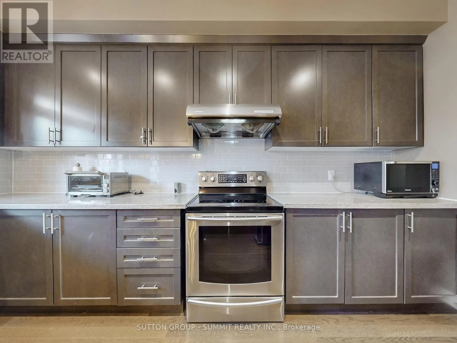 3050 EBERLY WOODS DRIVE