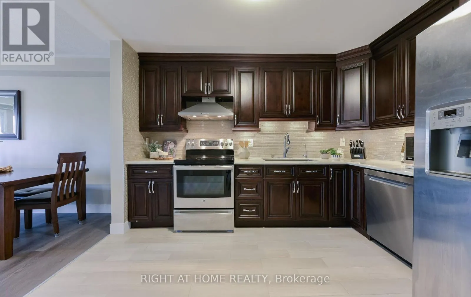 7 - 6050 BIDWELL TRAIL