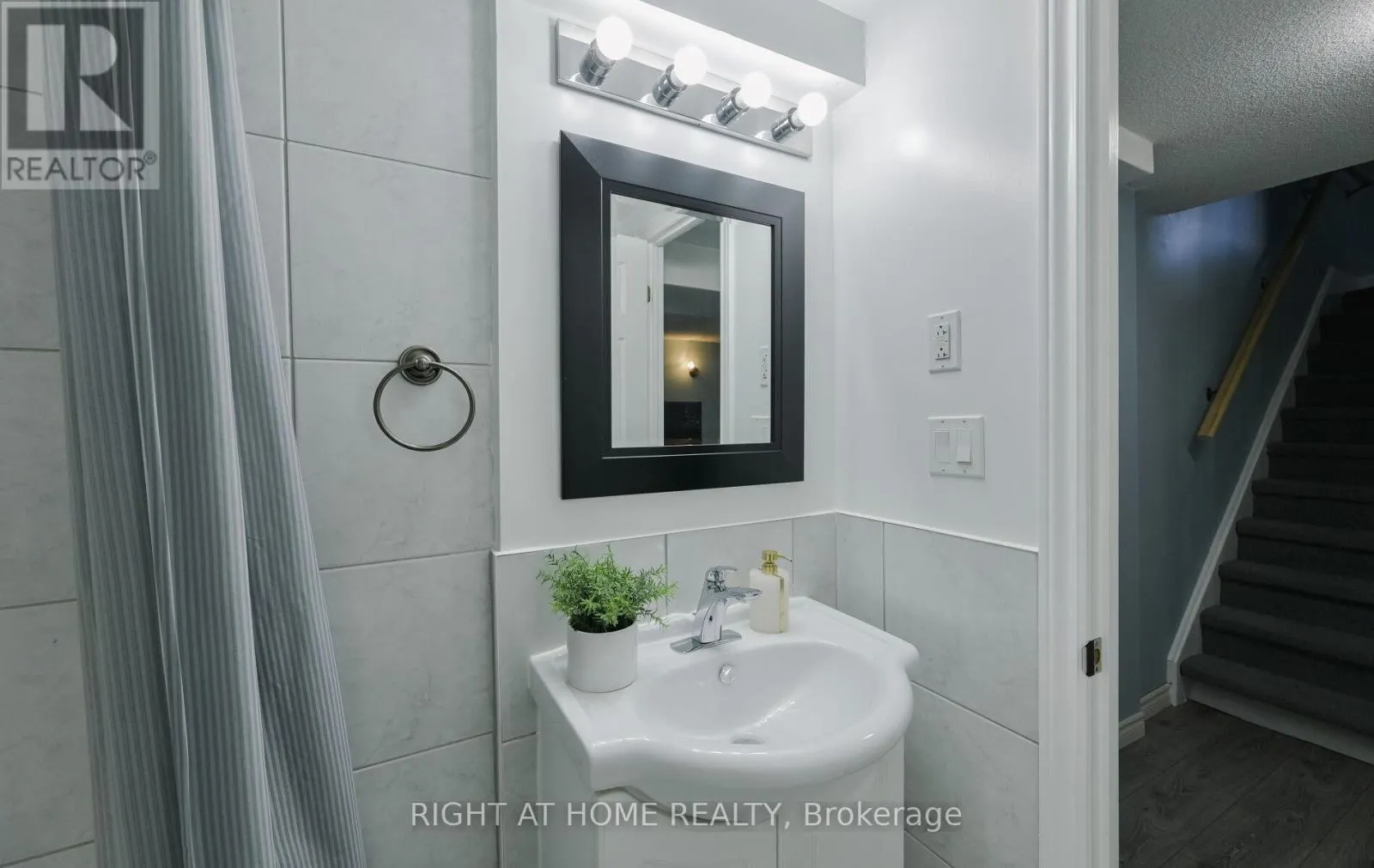 7 - 6050 BIDWELL TRAIL