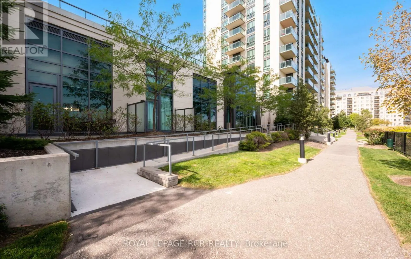 107 - 65 YORKLAND BOULEVARD