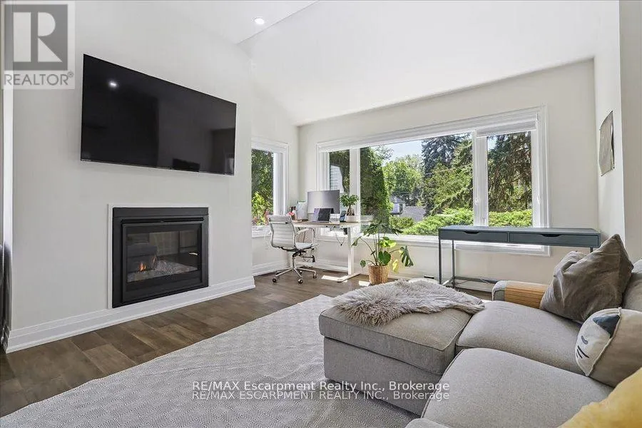 214 LAKEWOOD DRIVE