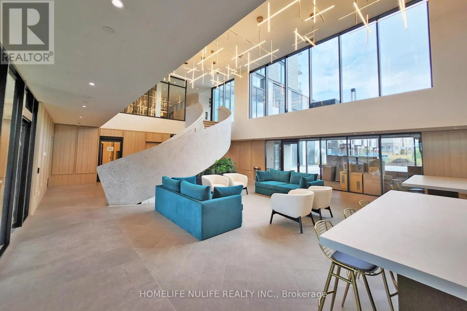 1401 - 3079 TRAFALGAR ROAD