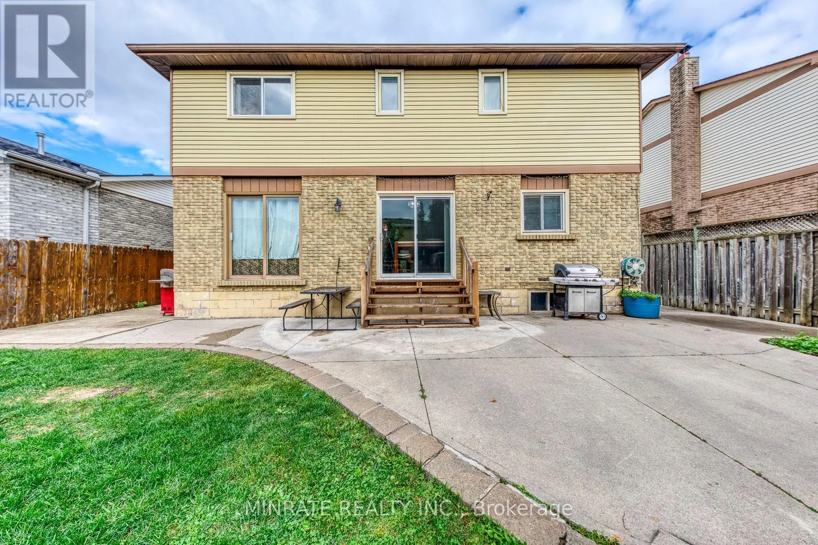 3346 PALMER DRIVE