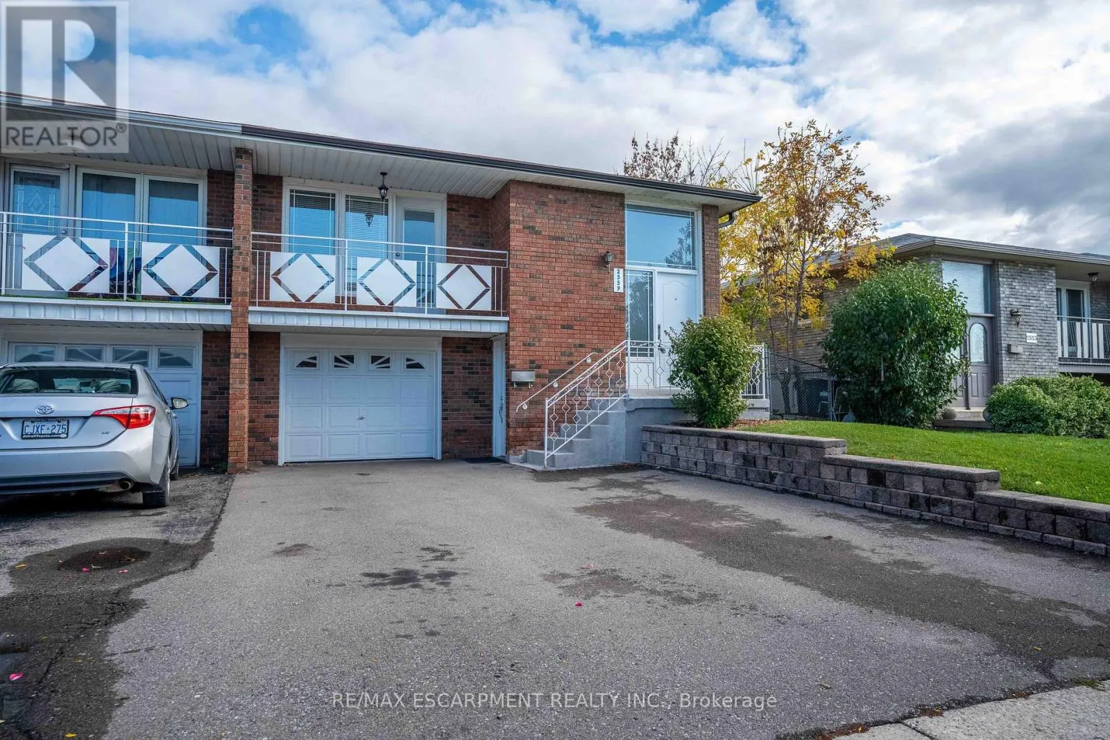 2559 KINGSBERRY CRESCENT