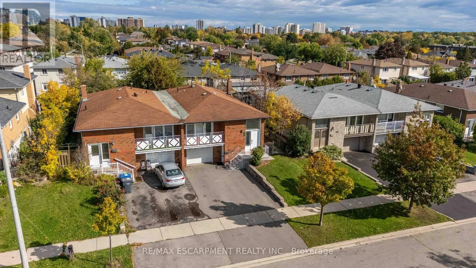 2559 KINGSBERRY CRESCENT