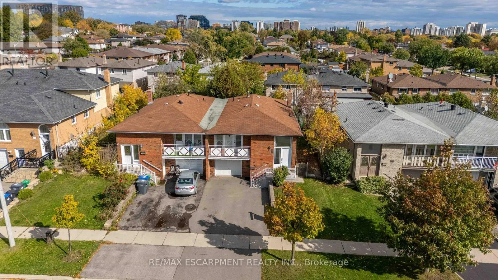 2559 KINGSBERRY CRESCENT