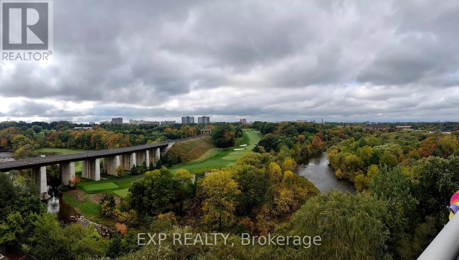1010 - 2464 WESTON ROAD