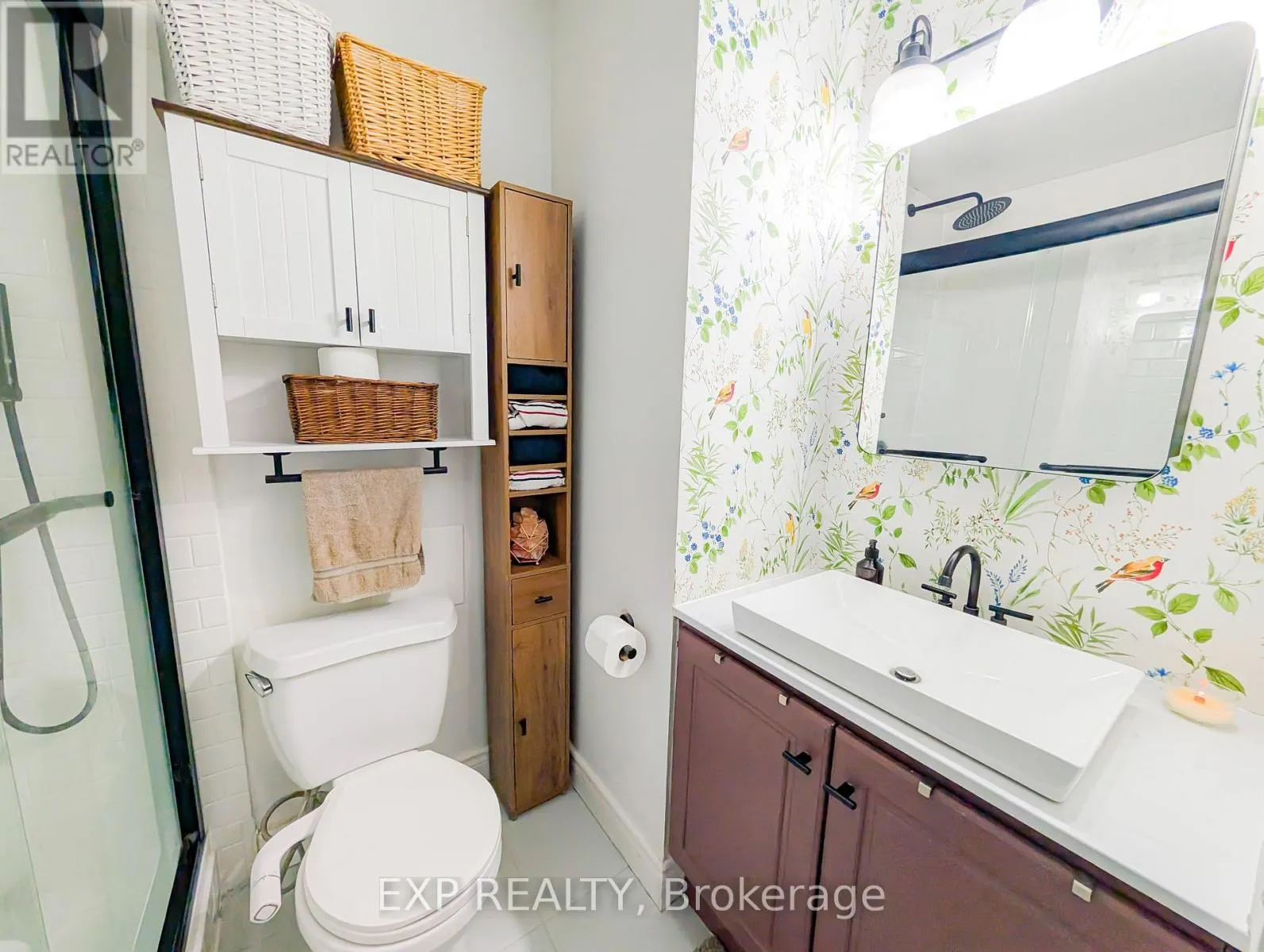 1010 - 2464 WESTON ROAD