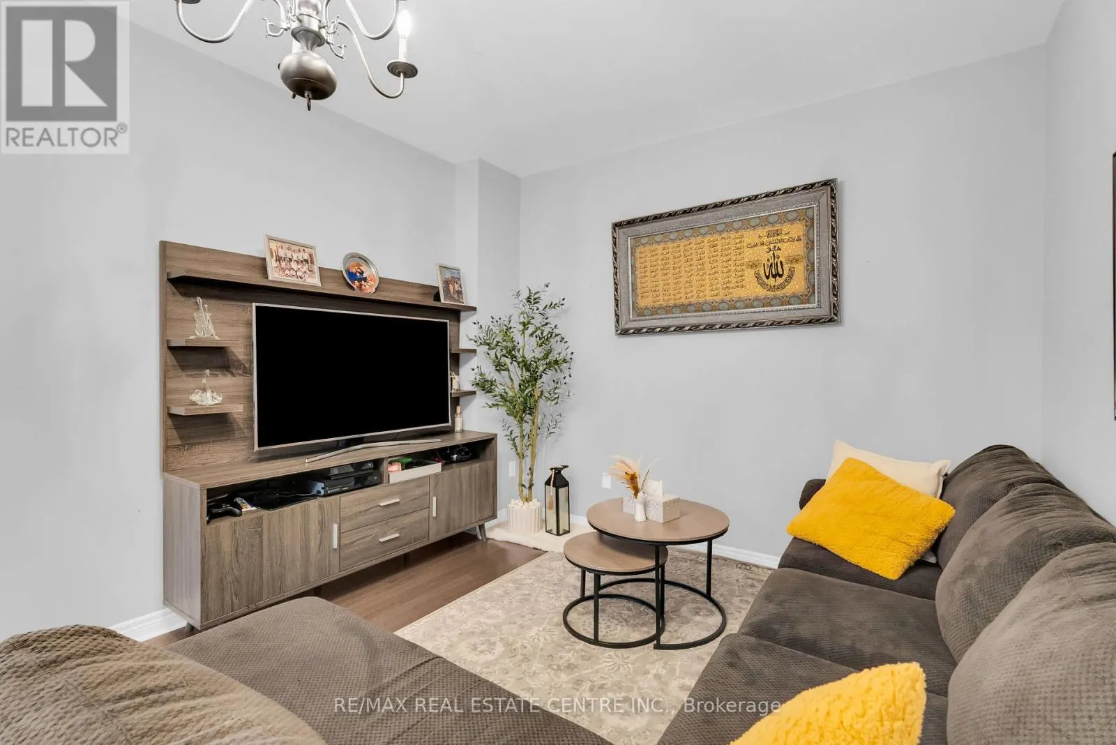1 PERDITA ROAD