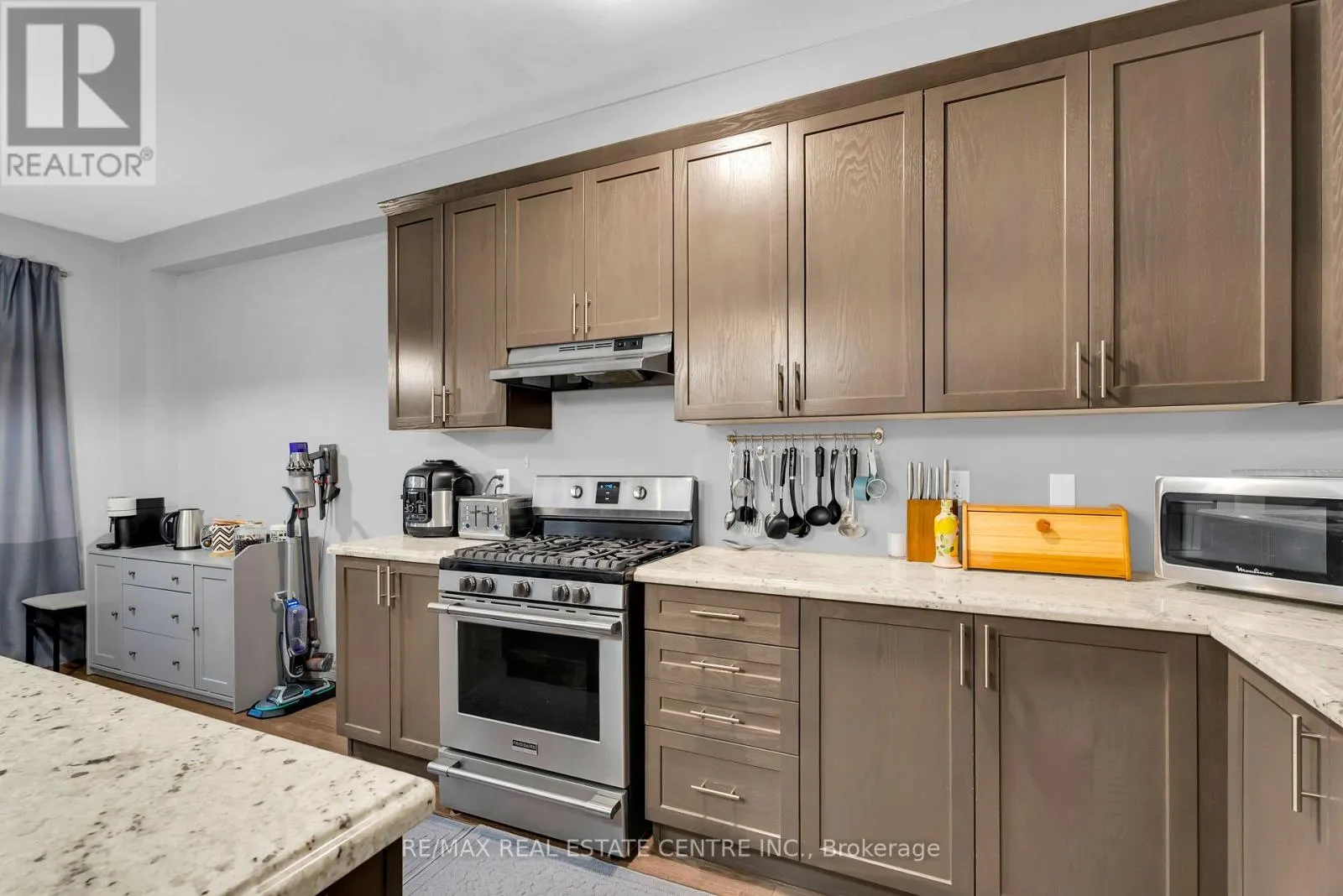 1 PERDITA ROAD