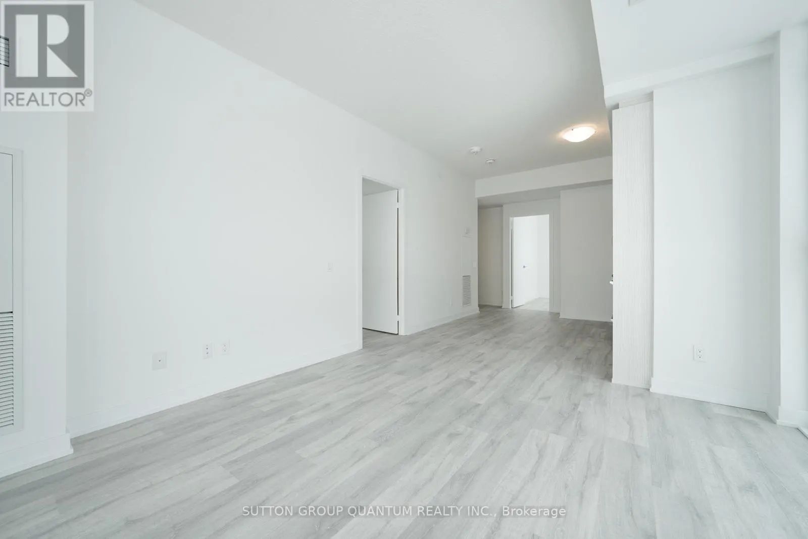 422 - 251 MANITOBA STREET