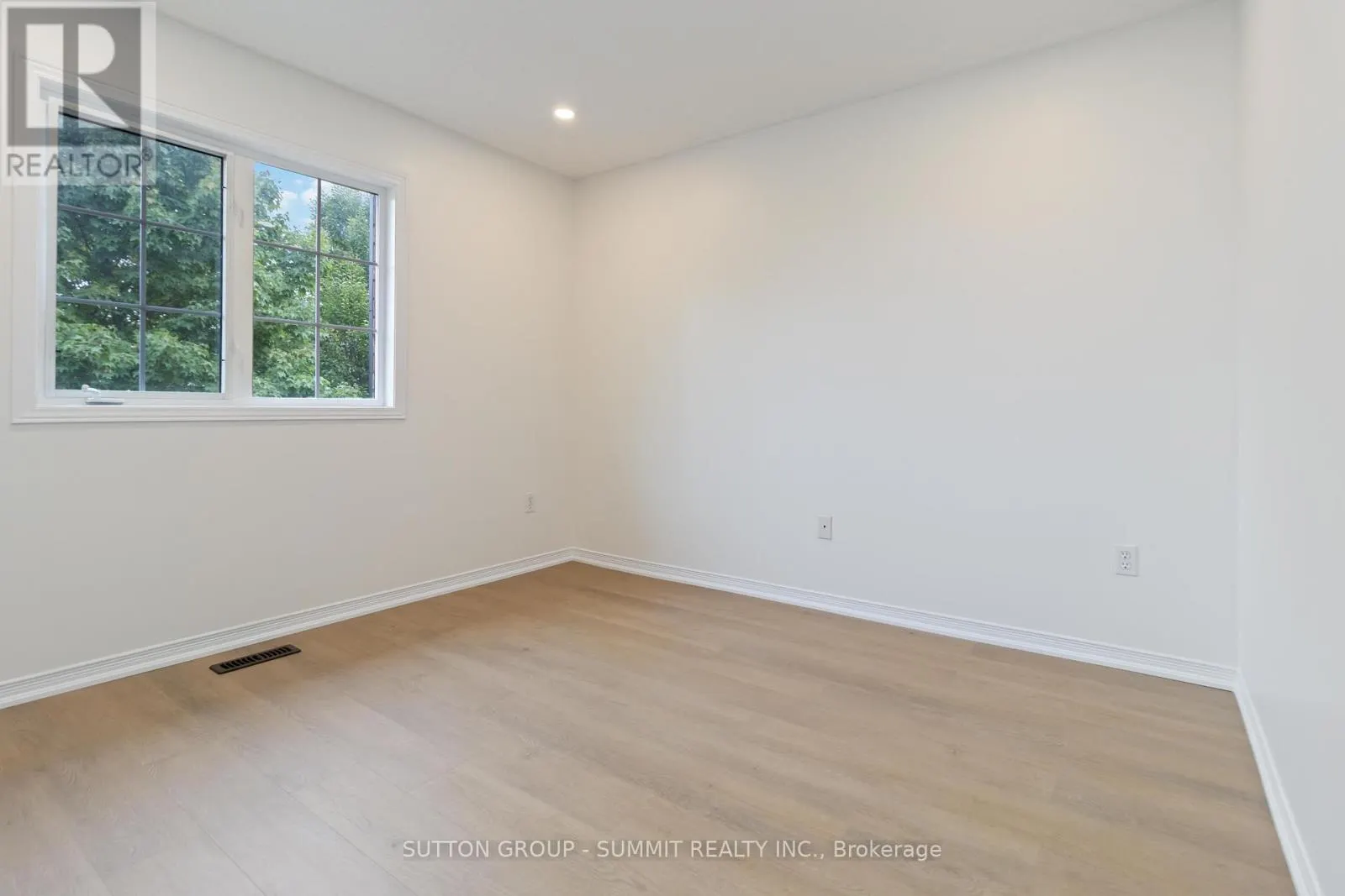 3269 CAMBERWELL DRIVE