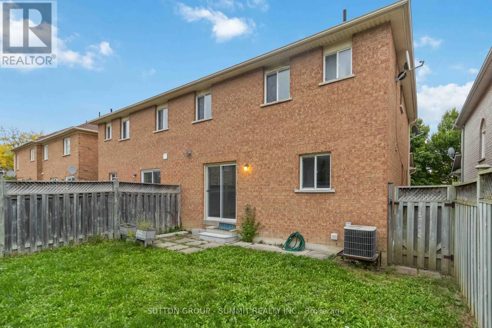 3269 CAMBERWELL DRIVE