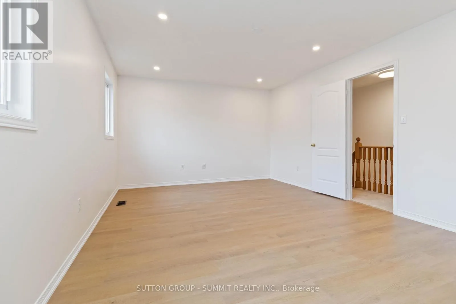 3269 CAMBERWELL DRIVE