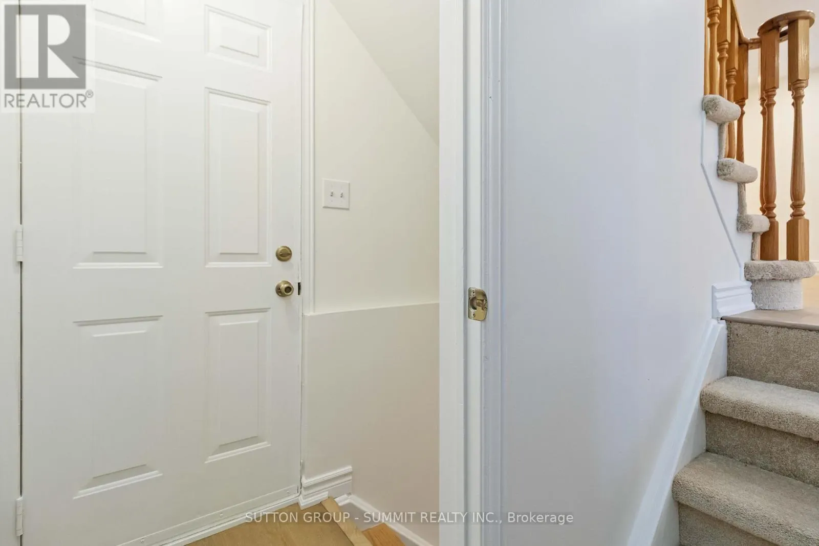 3269 CAMBERWELL DRIVE