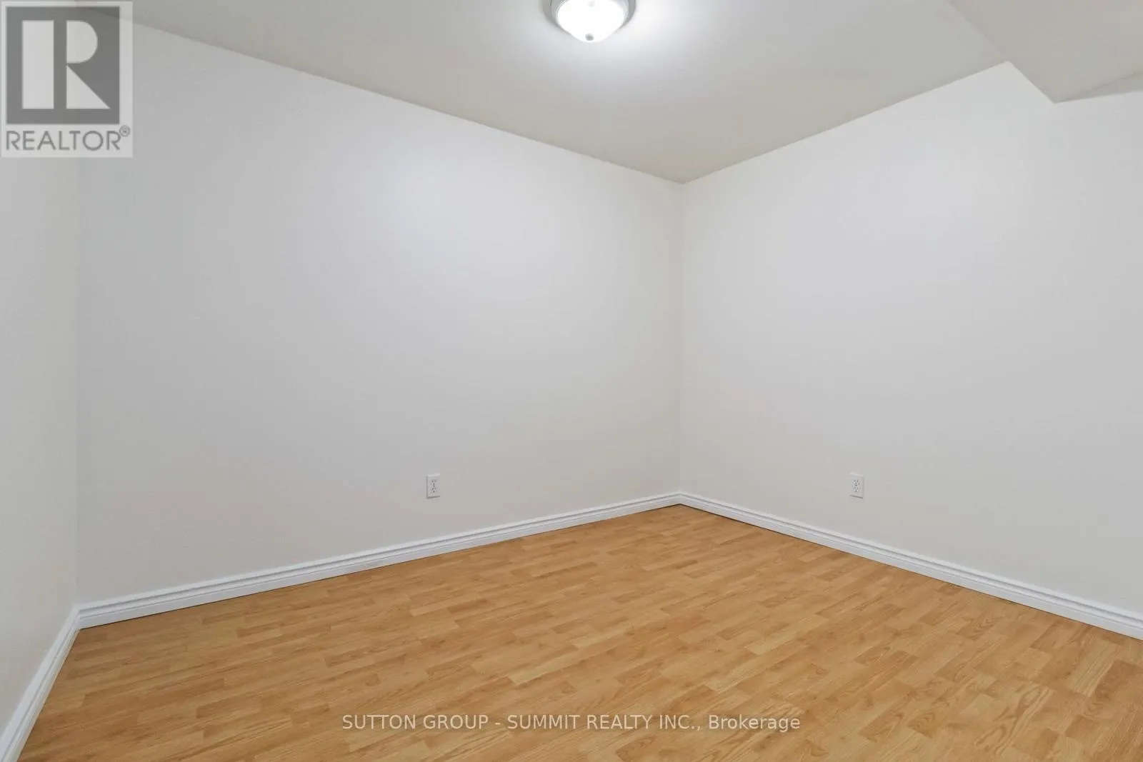 3269 CAMBERWELL DRIVE