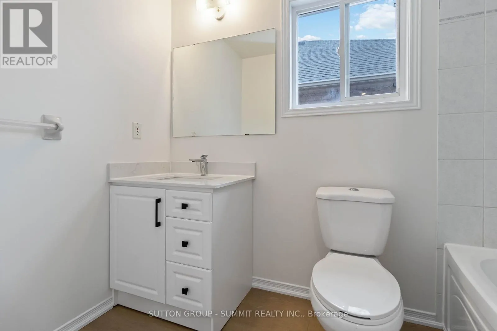 3269 CAMBERWELL DRIVE