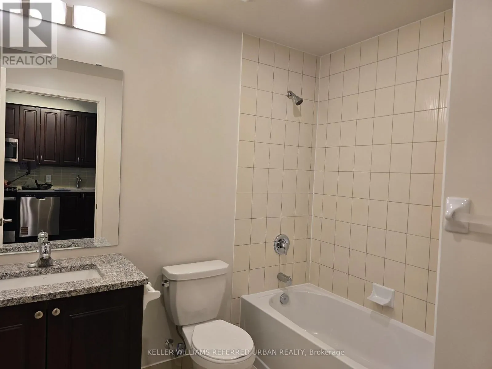 510 - 38 ANNIE CRAIG DRIVE