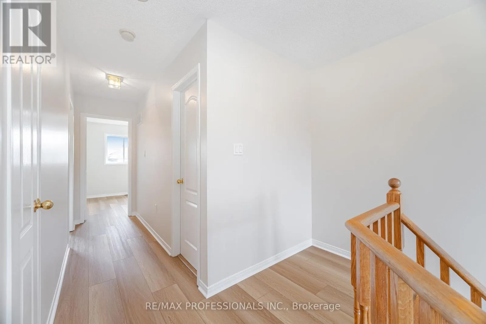 6155 ROWERS CRESCENT