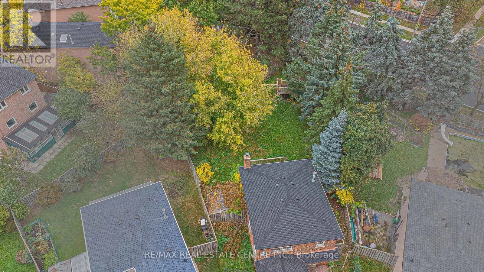 20 MOZART CRESCENT