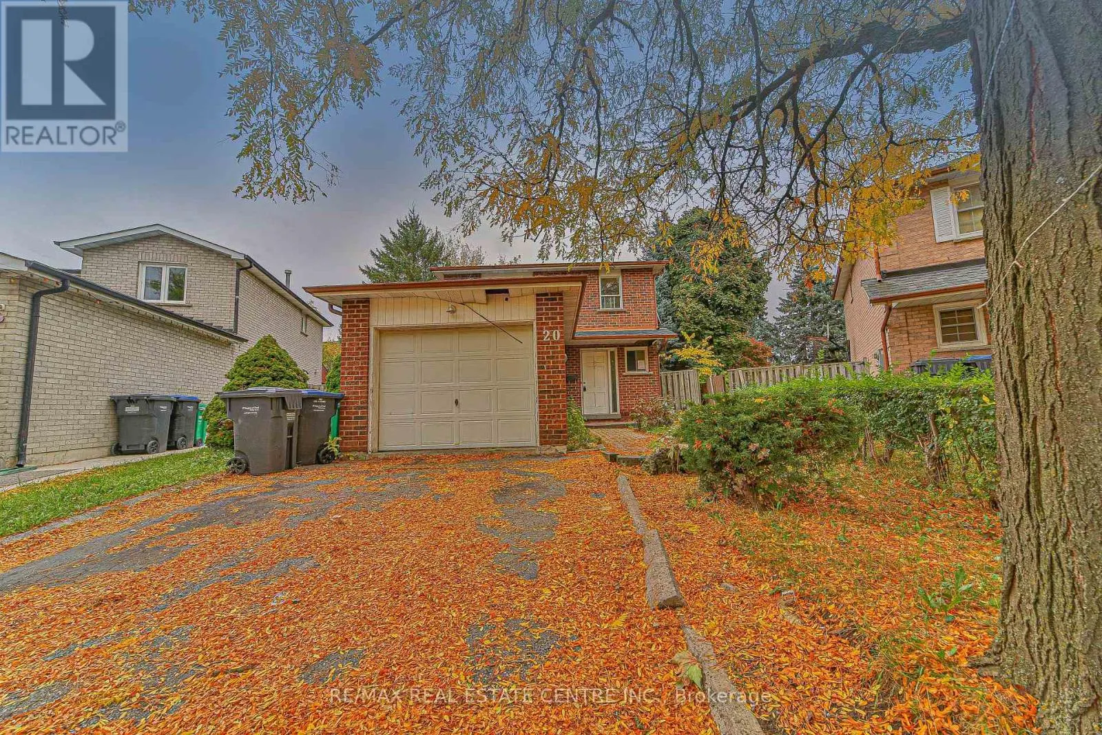 20 MOZART CRESCENT