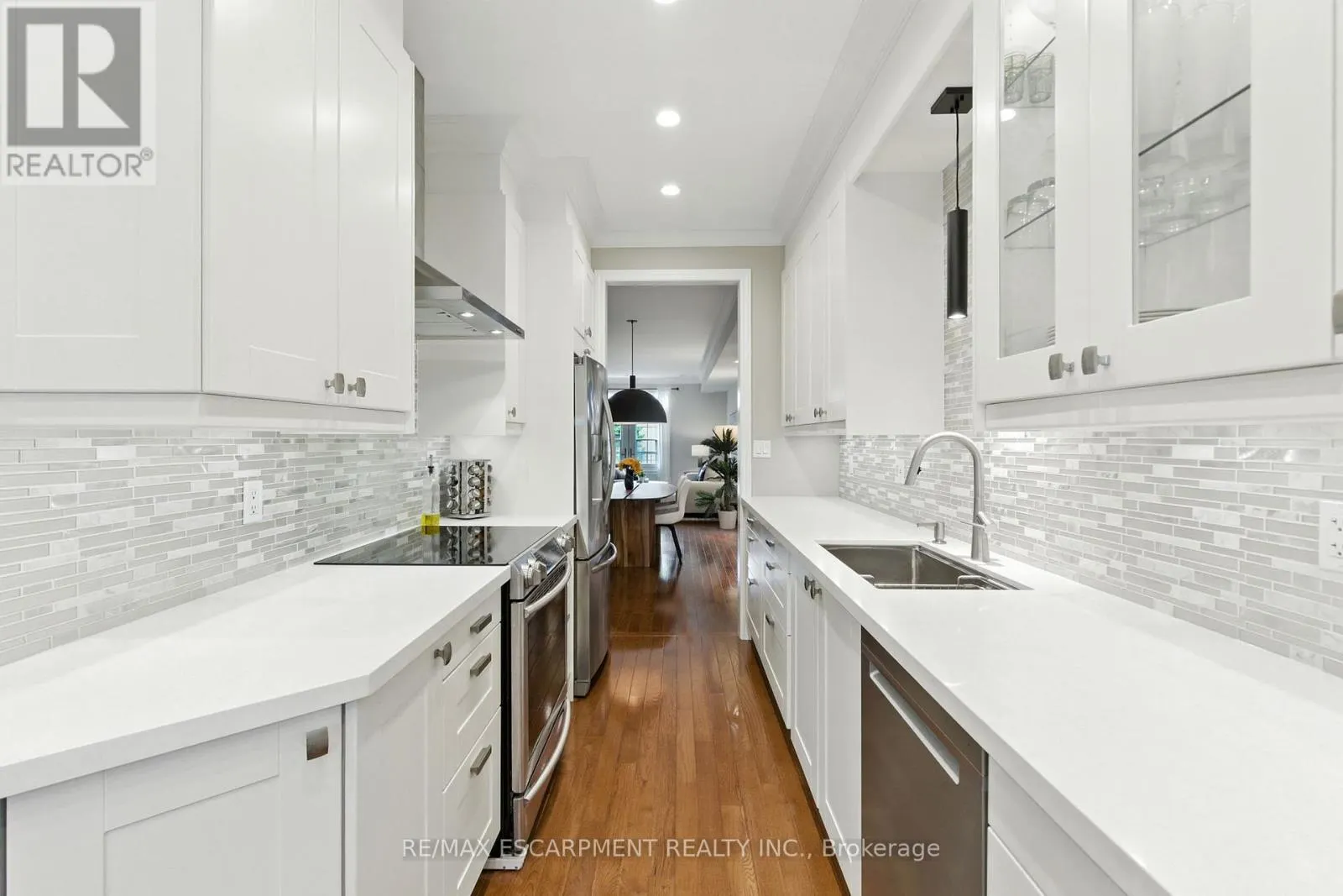 3 - 117 NELSON STREET