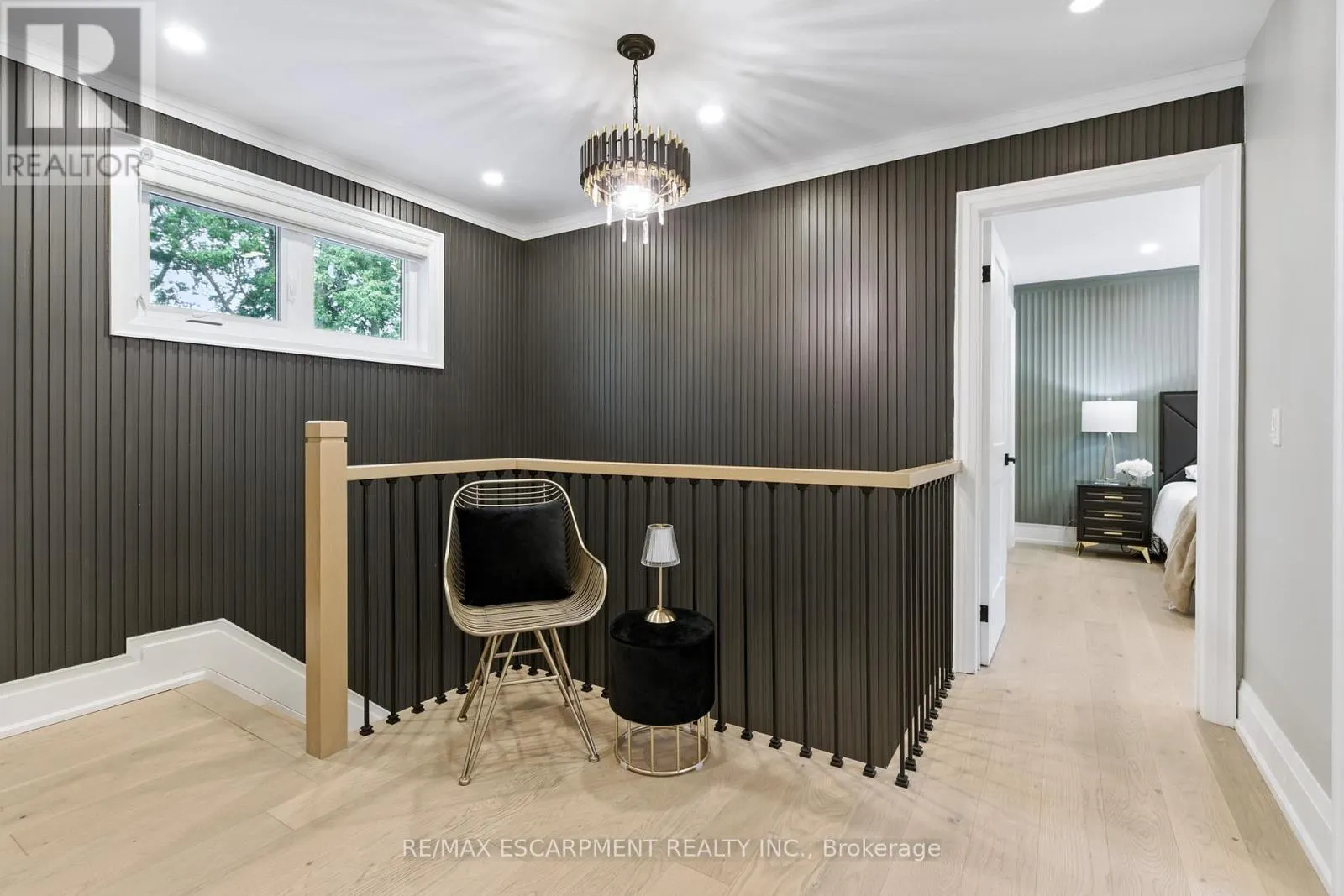 1245 BRAMBLEWOOD LANE