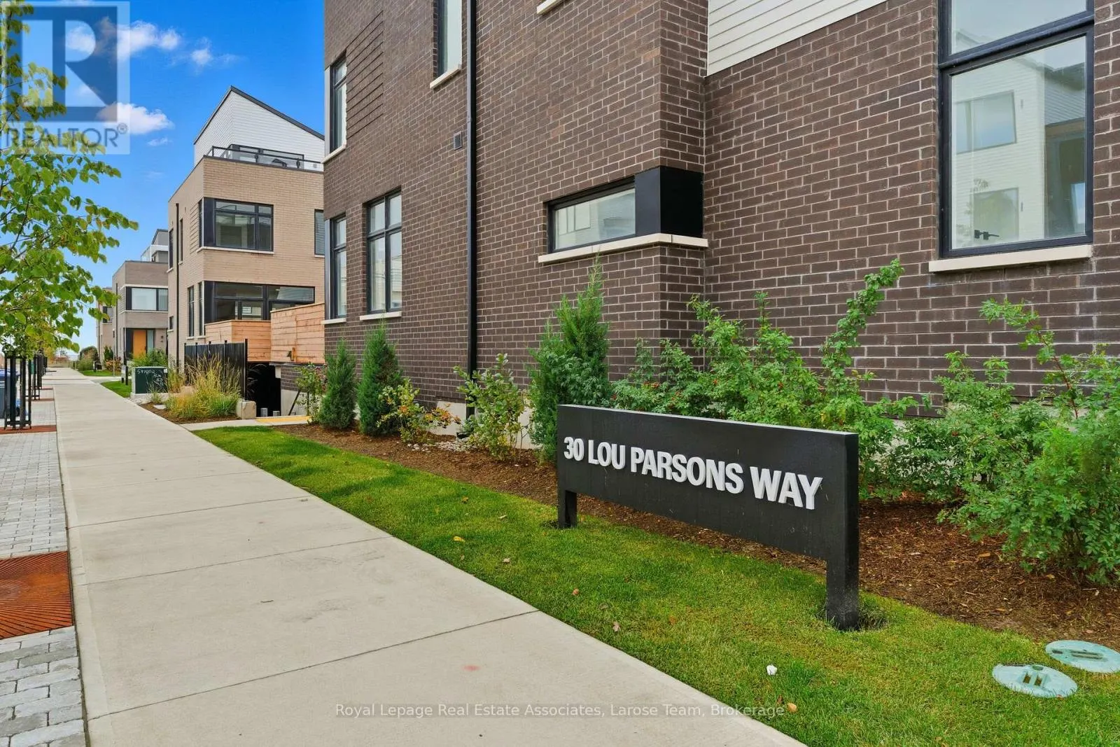 44 - 30 LOU PARSONS WAY