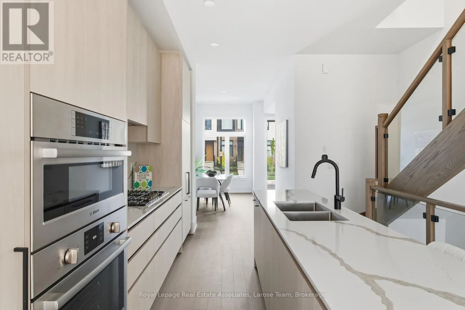44 - 30 LOU PARSONS WAY