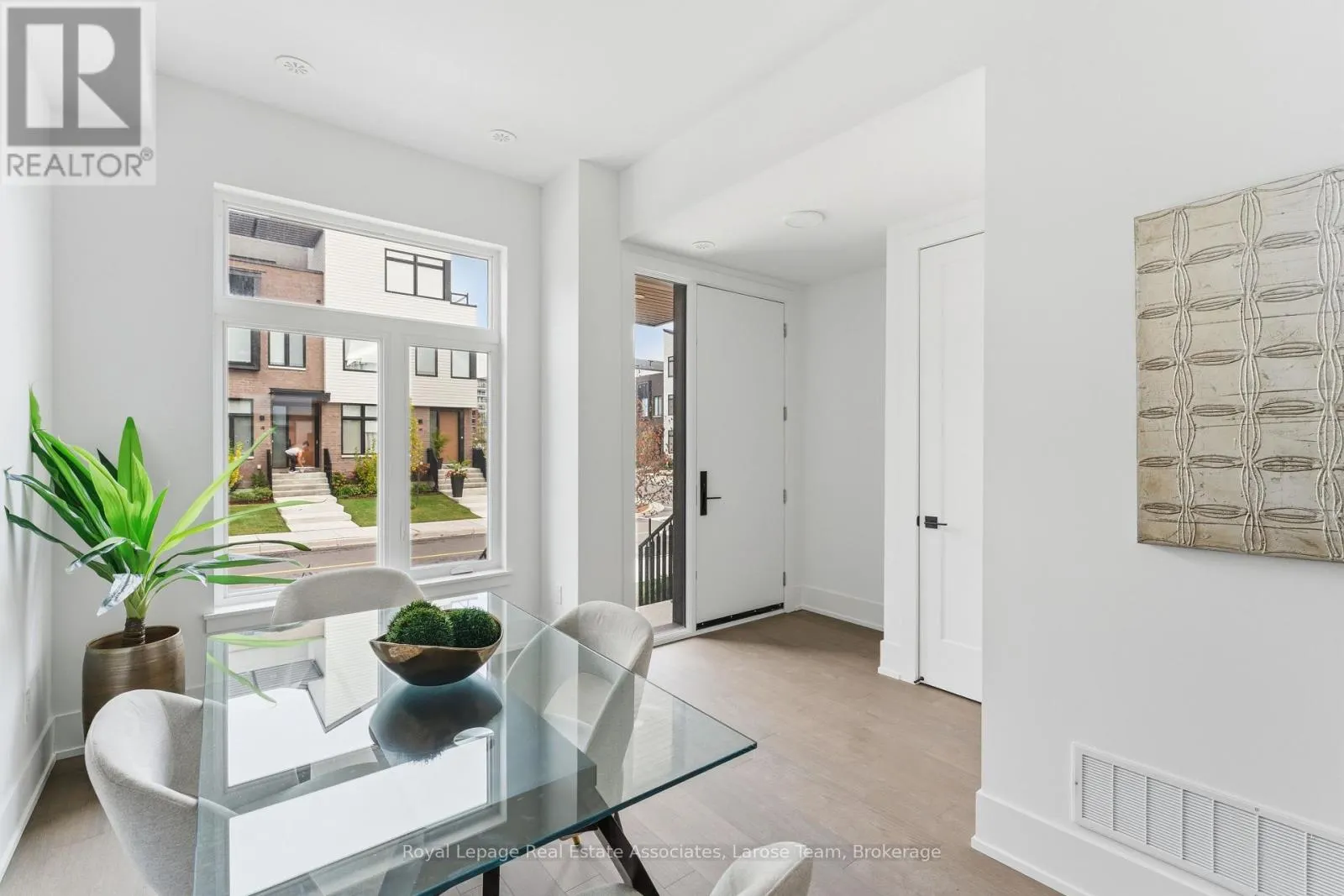 44 - 30 LOU PARSONS WAY