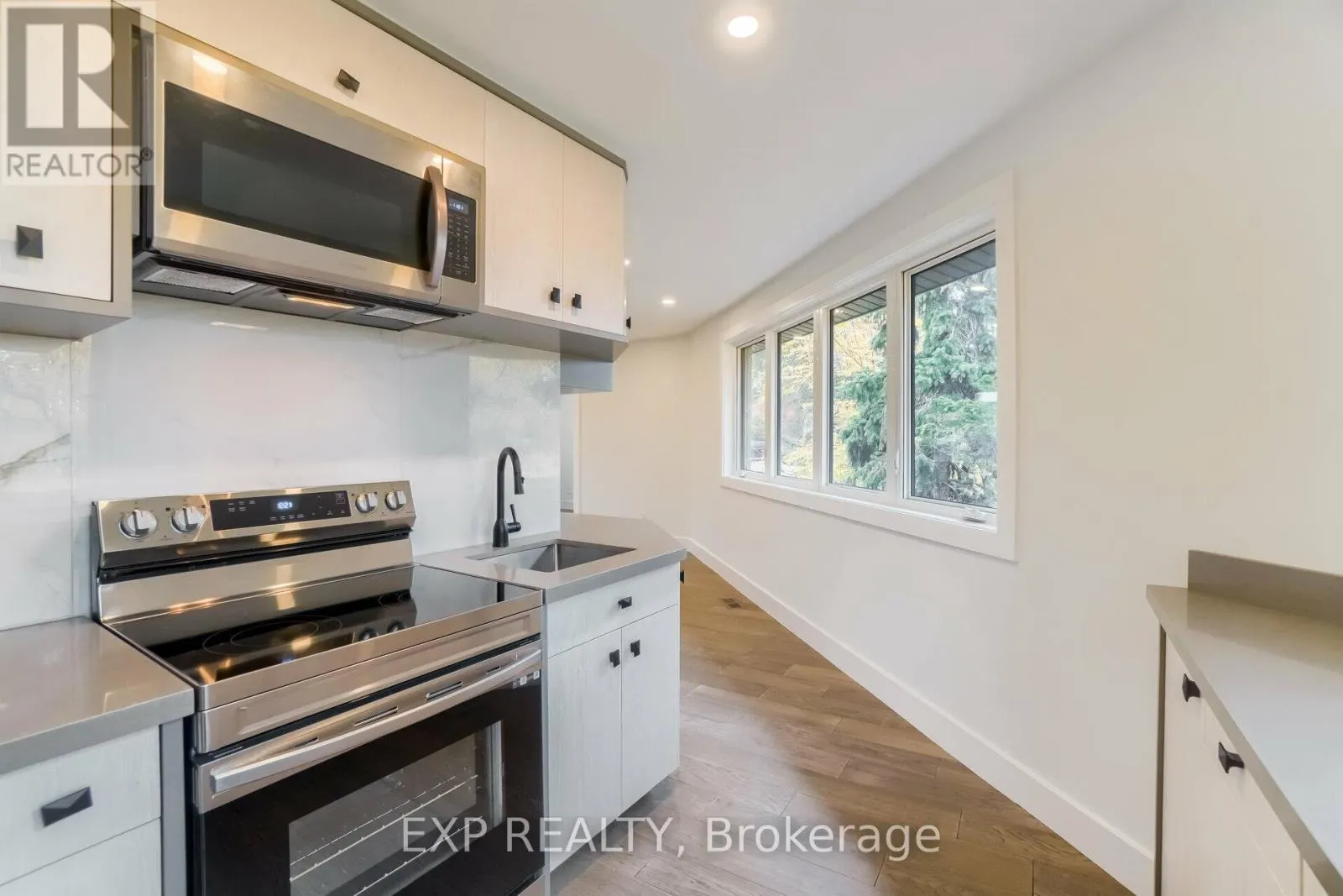 2ND FLR - 5 BRENDWIN ROAD