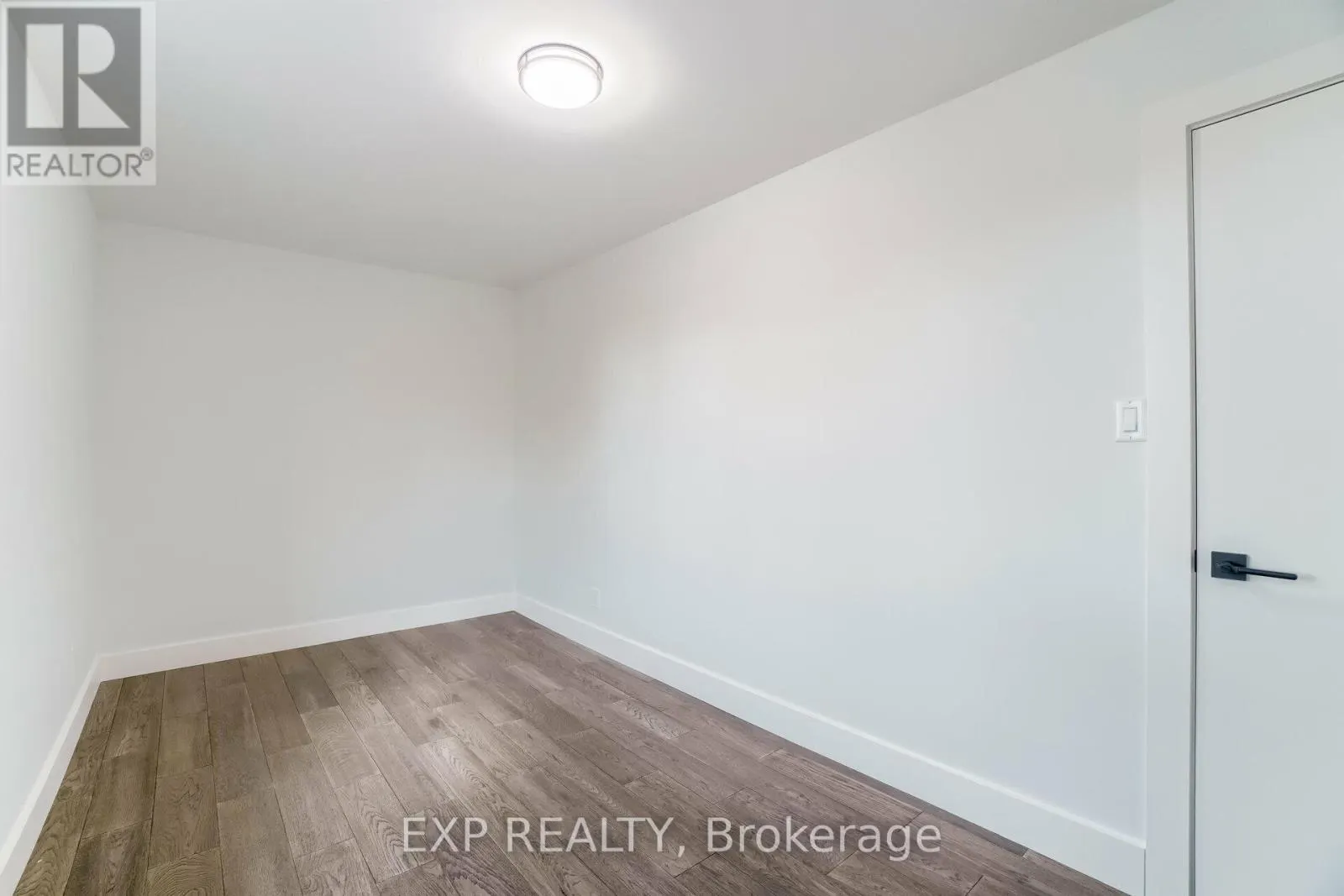 2ND FLR - 5 BRENDWIN ROAD