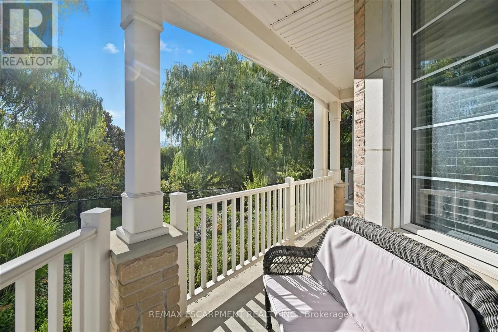19 - 4241 SARAZEN DRIVE