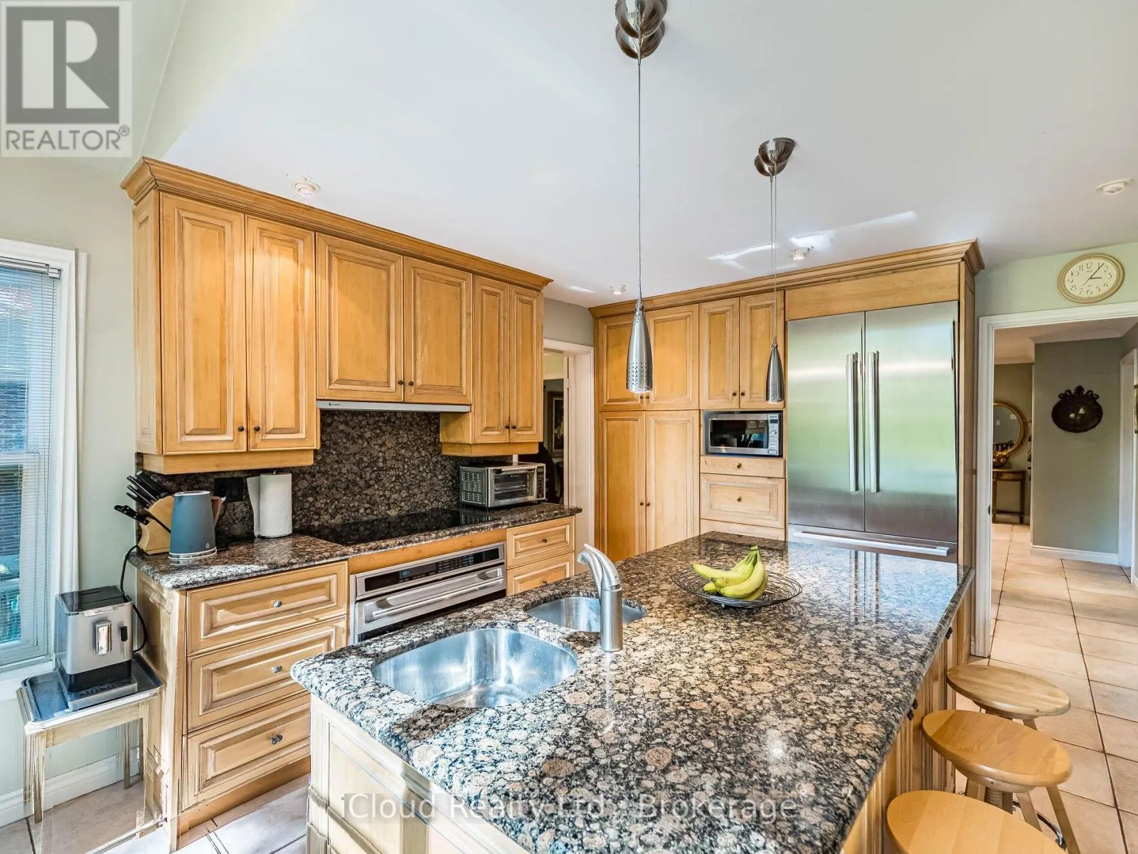 1529 BALLYCLARE DRIVE