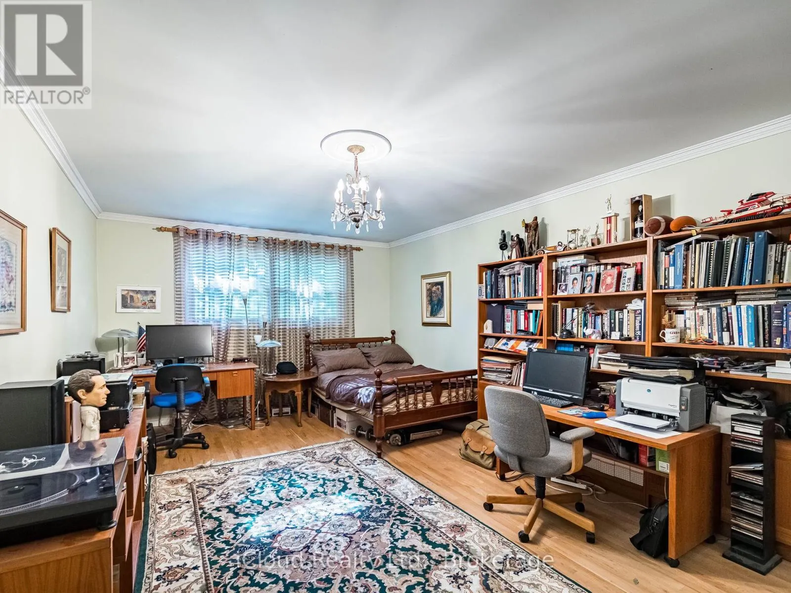 1529 BALLYCLARE DRIVE