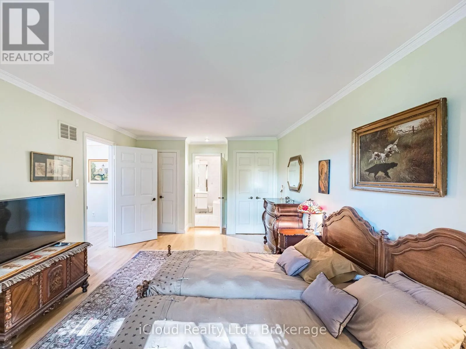 1529 BALLYCLARE DRIVE