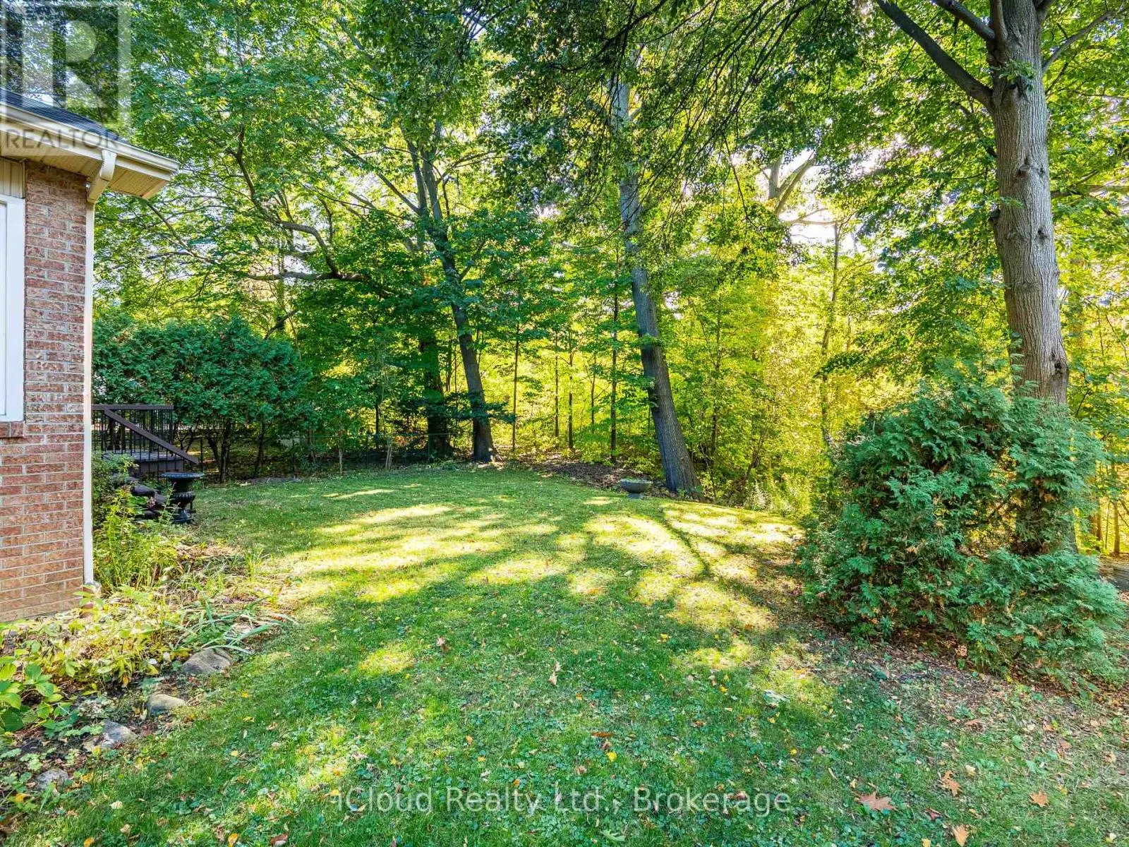 1529 BALLYCLARE DRIVE