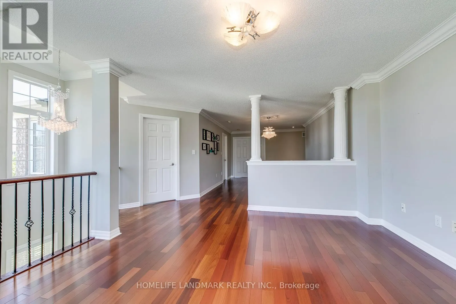 2196 HIGHCLIFFE WAY