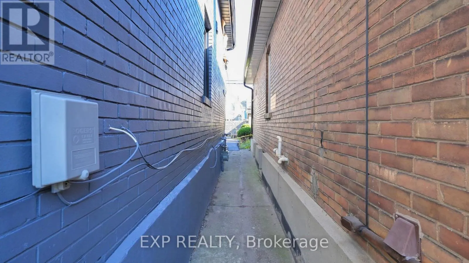 685 JANE STREET