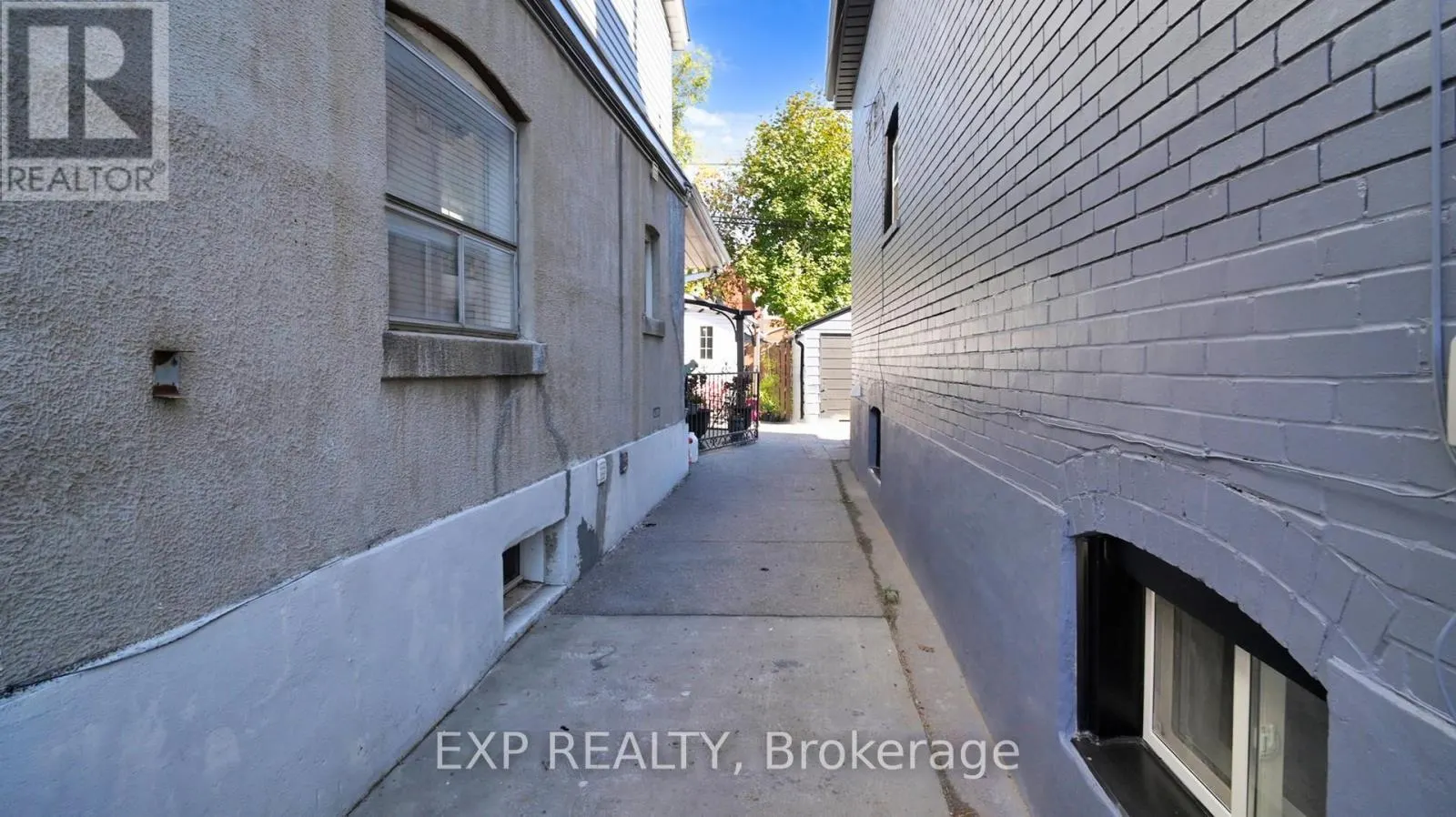 685 JANE STREET