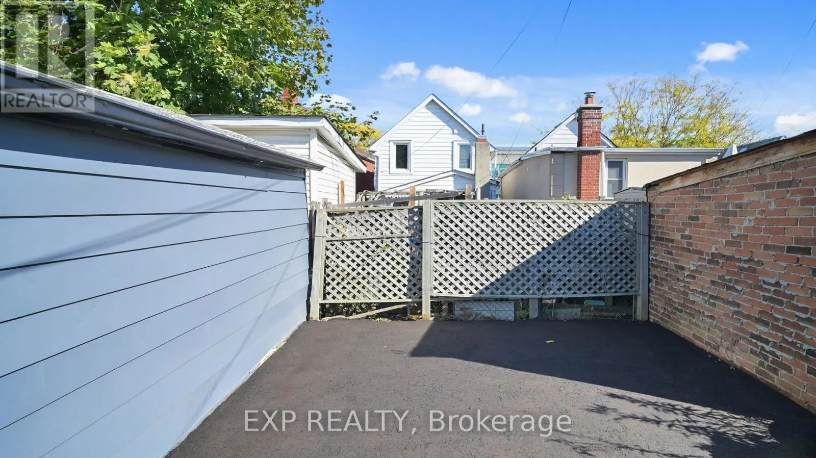 685 JANE STREET